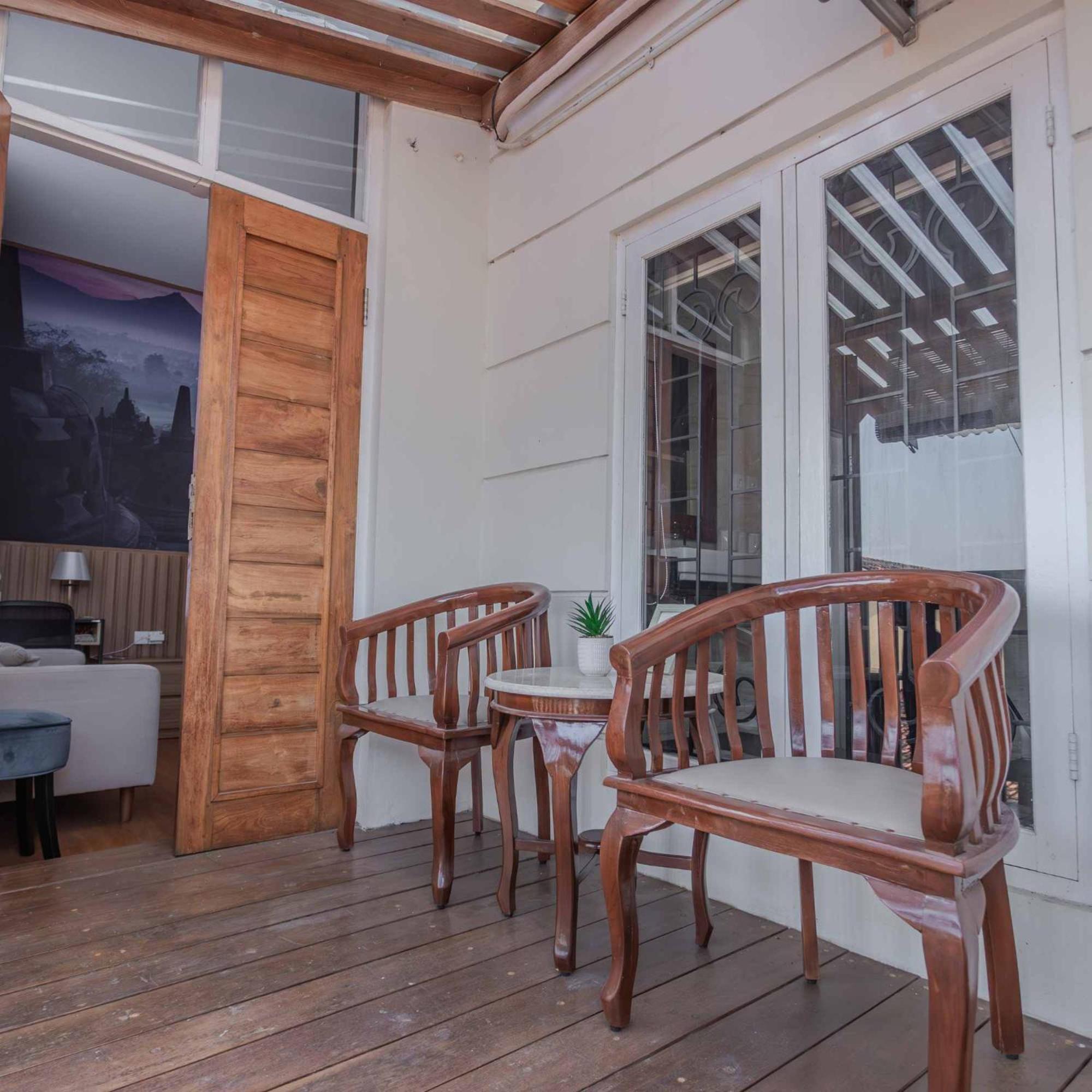 Inez Homestay ยอกยาการ์ตา ภายนอก รูปภาพ